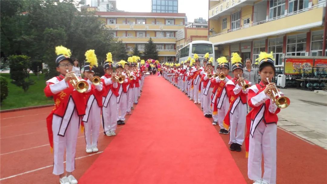 带你看名校丨呈贡区育才学校  盘龙区龙泉育才学校